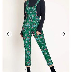 Blackmilk Bulbasaur Overalls Size M